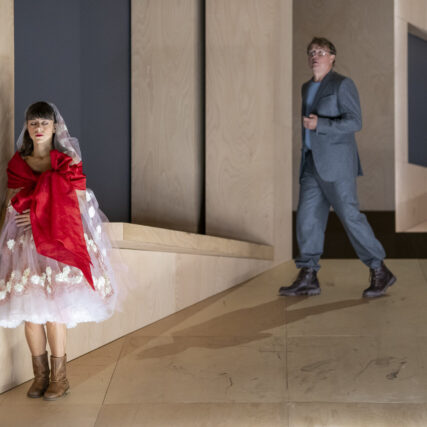 52443942249 9e4d5748dc k